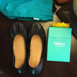 Black matte Tieks in good condition!