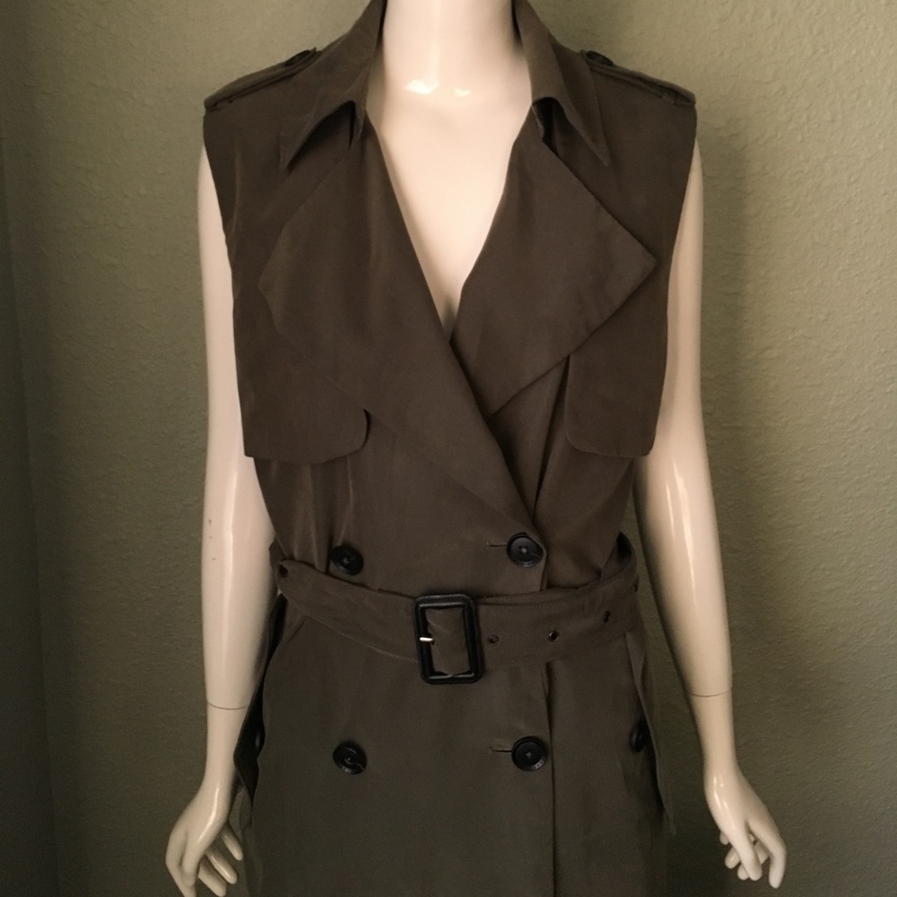 BCBGMAXAZRIA Army Green trench vest