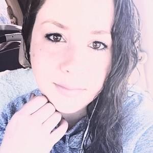 Meet your Posher, Erika