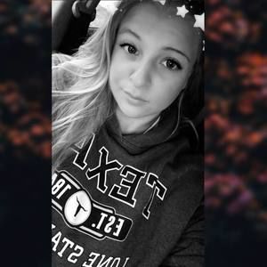 Meet your Posher, Stacie