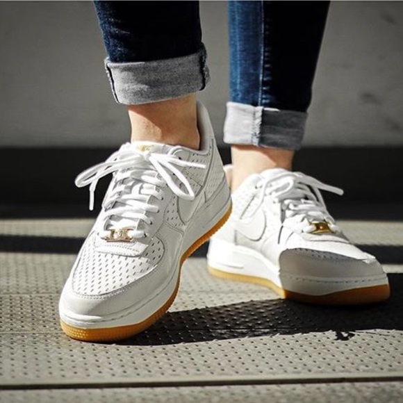 NWT Nike Air Force 1’07 PRM White WMNS - Picture 7 of 8