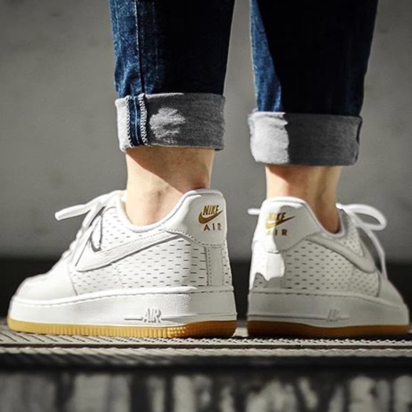 NWT Nike Air Force 1’07 PRM White WMNS - Picture 8 of 8