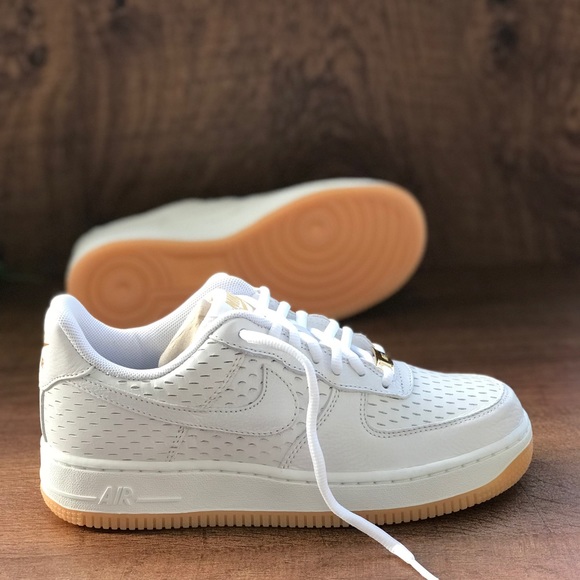 NWT Nike Air Force 1’07 PRM White WMNS - Picture 6 of 8