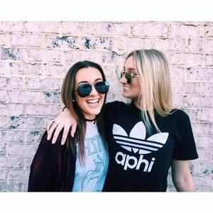 Meet your Posher, Cara