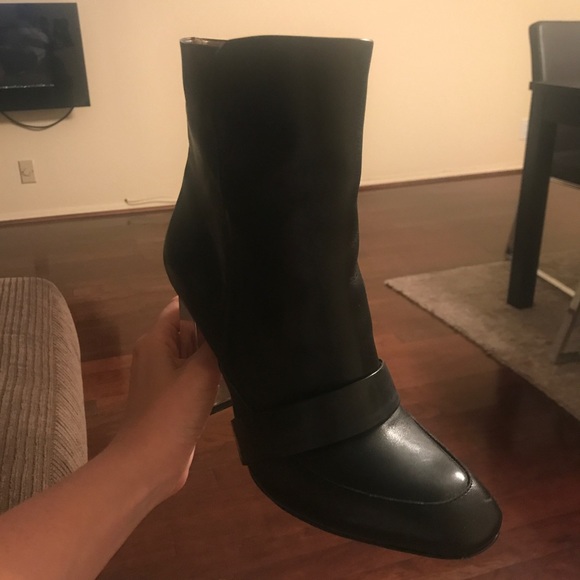 BCBG HALLE Boots sz 37 - Picture 2 of 4
