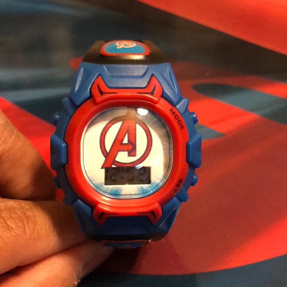 Kids marvel watch!!!
