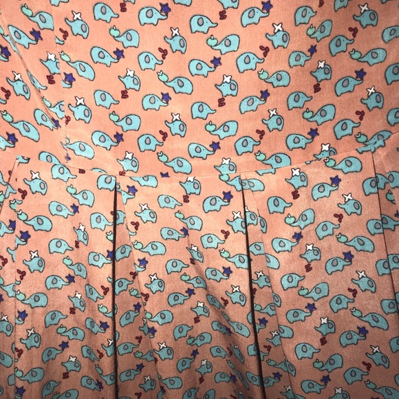 Light brown dress with elephants - Picture 2 of 2