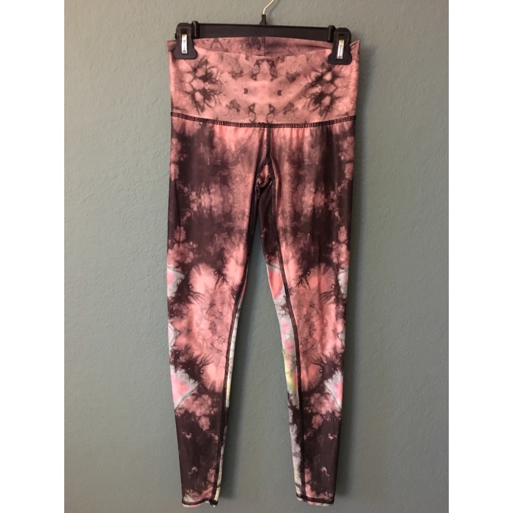 Teeki Eagle Feather Pink Hot Pants