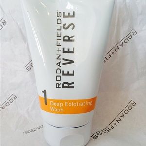 Brand new Rodan Fields   Reverse cleanser