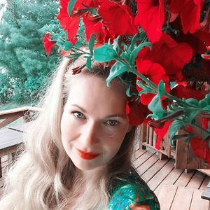 Meet your Posher, Nina