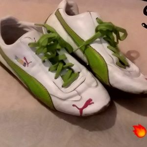 **VINTAGE PUMA'S**