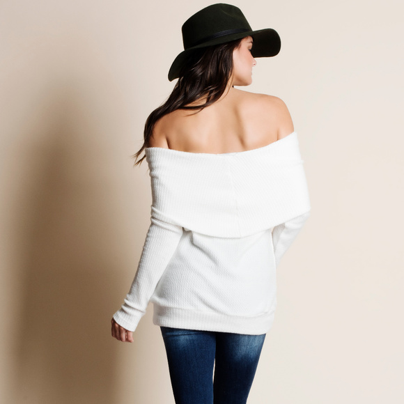 Off Shoulder Soft Sweater Top - Picture 3 of 4