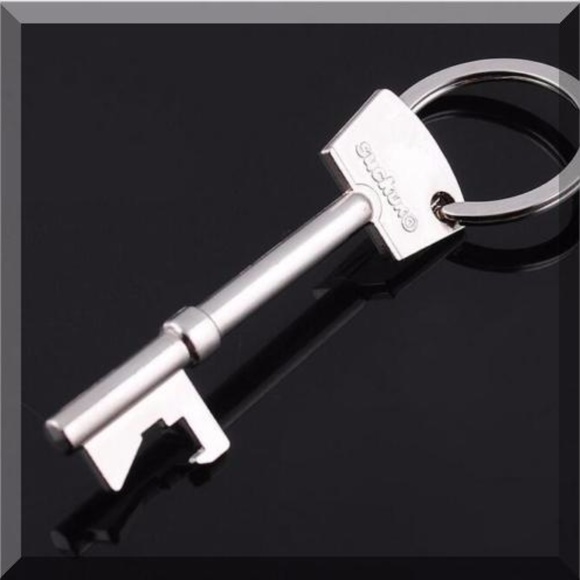 Key Shaped Pendant Key Ring/Bottle Opener Silver T - Picture 2 of 4