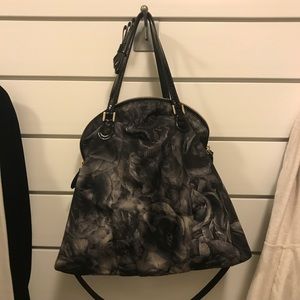 A flower price print. Authentic Valentino purse