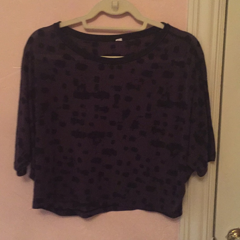 Lululemon Black crop with sleeves size 6