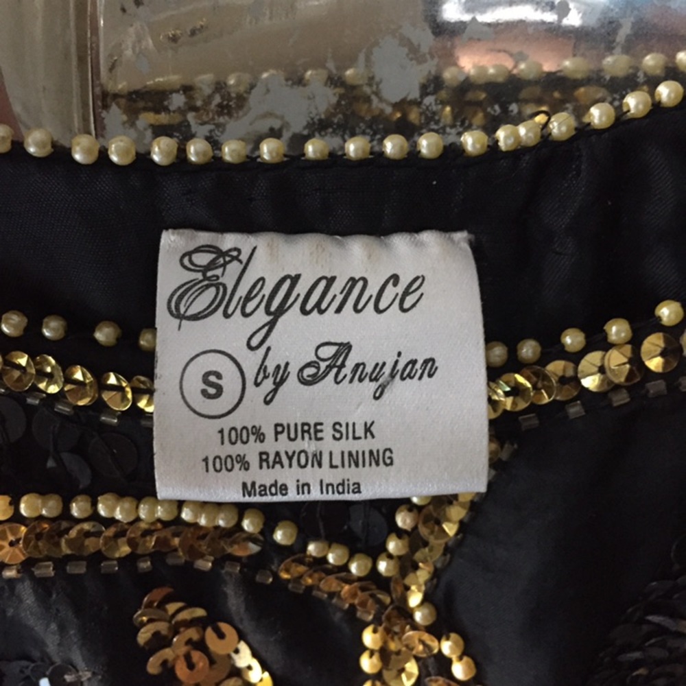 Beautiful Vintage beaded silk top - Picture 5 of 5
