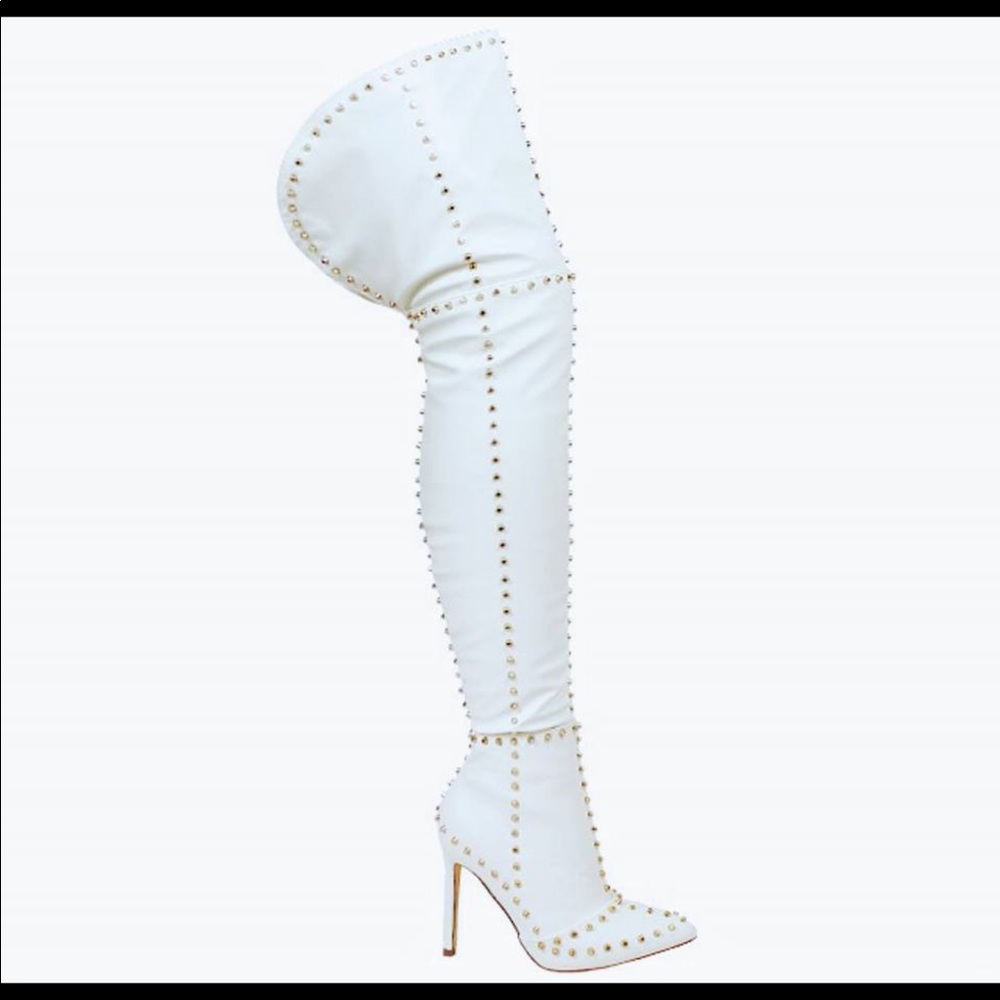 Thigh High Regular Leg Boots