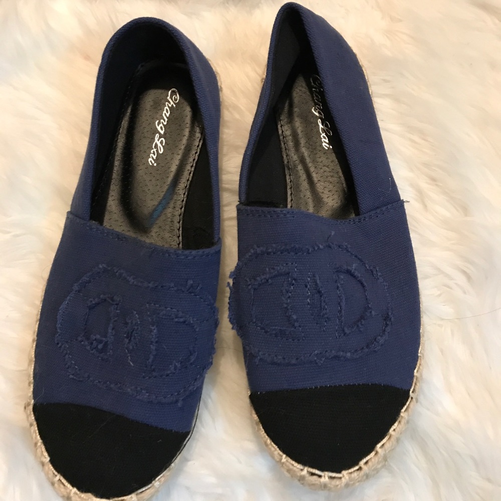 Denim moccasin sz6