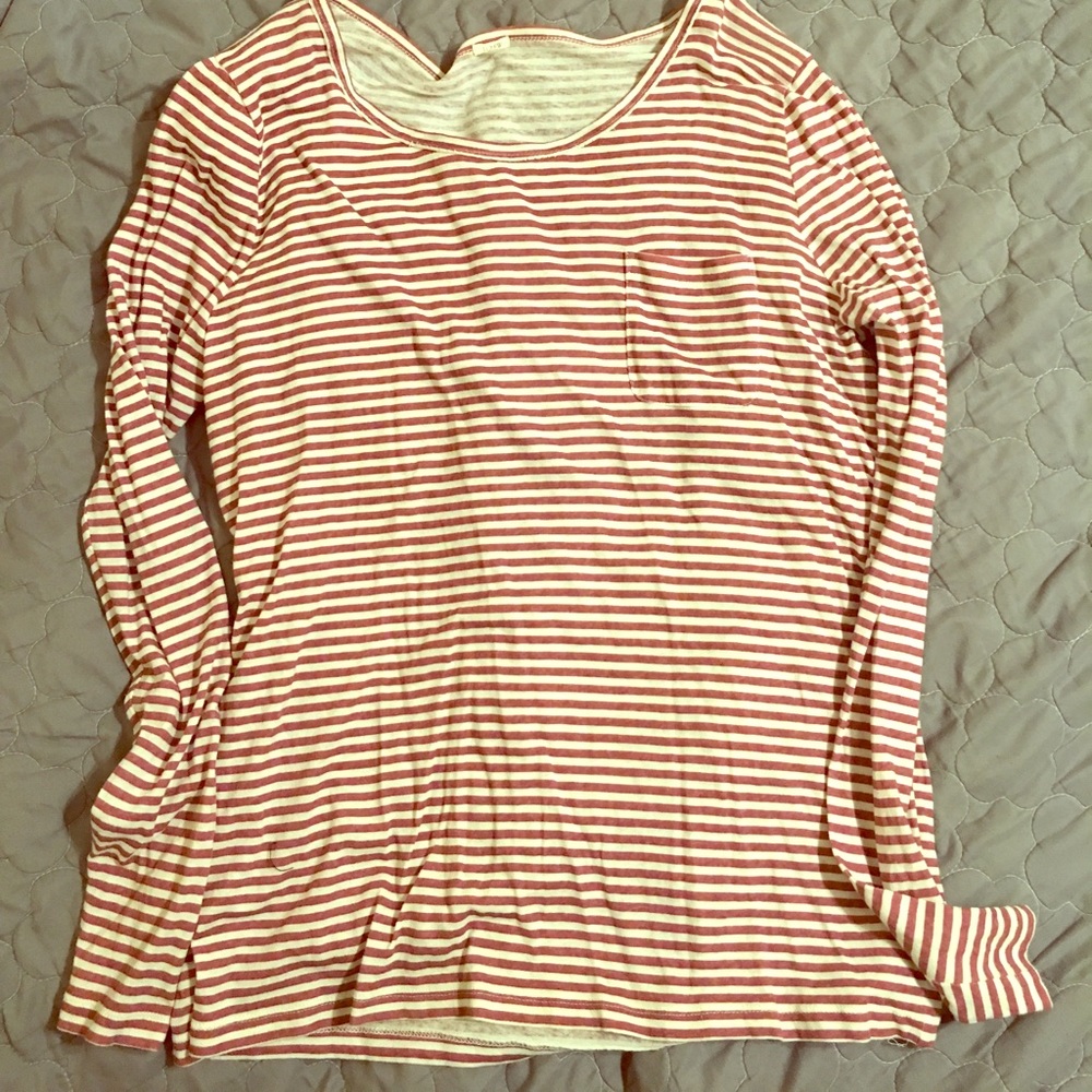 Long sleeve pocket tee