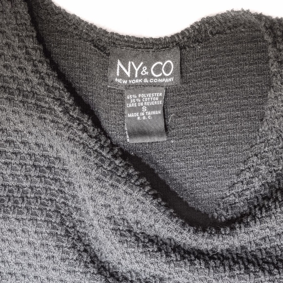 NY&CO Black light weight Weaved Sweater - Picture 3 of 4