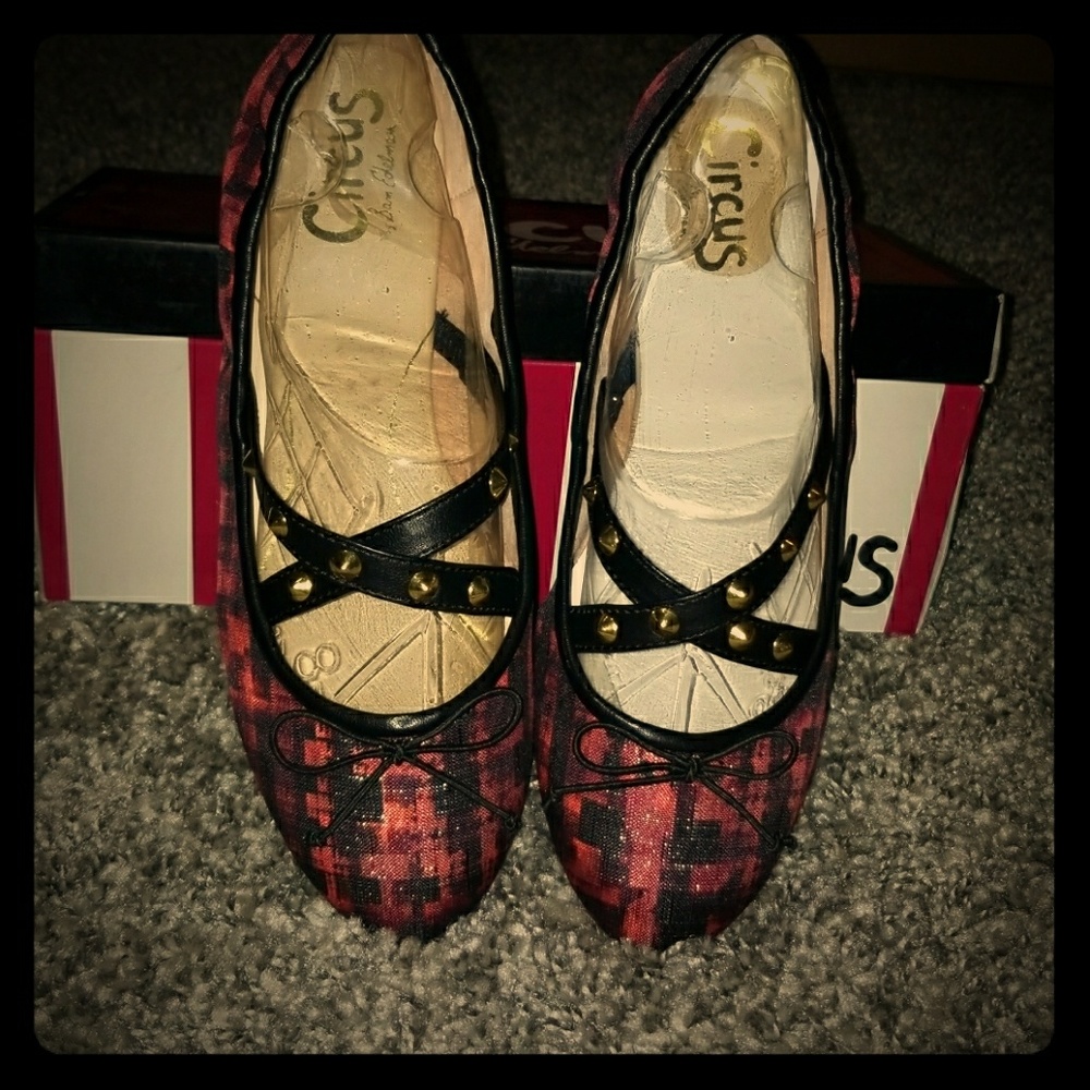 CIRCUS