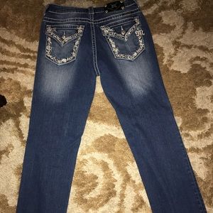 MISS ME BOYFRIEND CAPRI