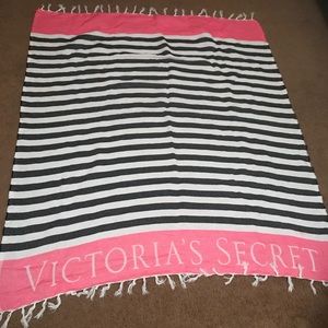 Victoria’s Secret PINK beach blanket