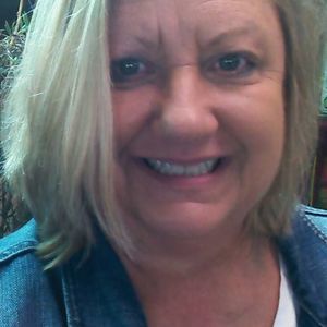 Meet your Posher, Dana