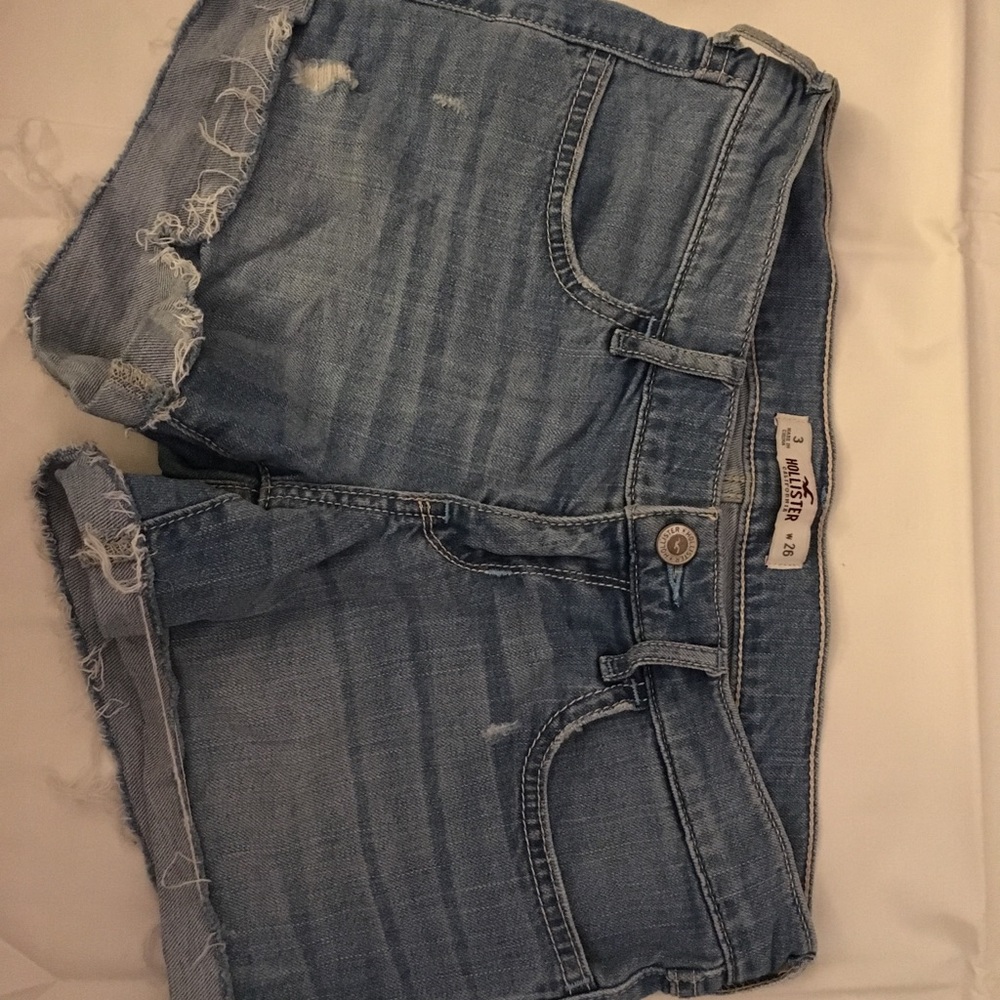 Low rise Hollister shorts