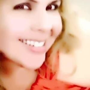 Meet your Posher, Leticia