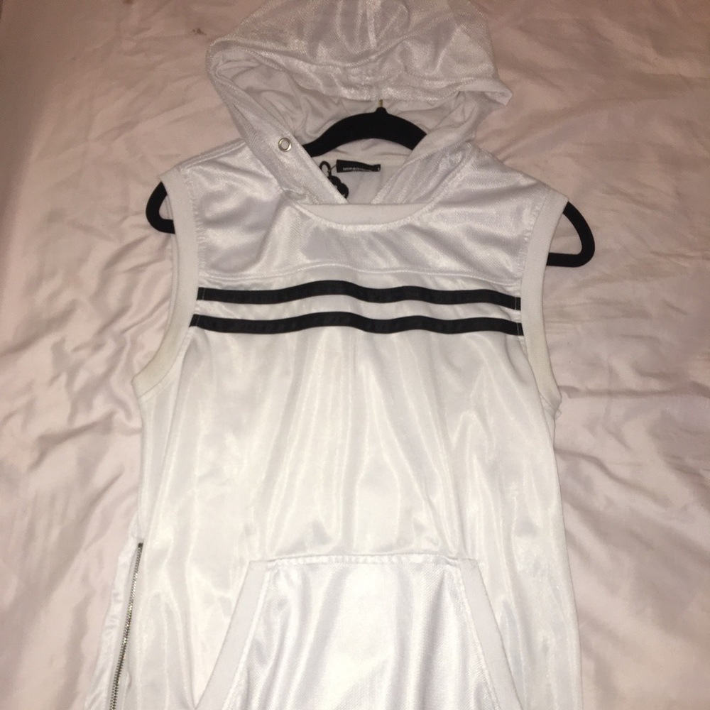 White and Black Tank-Top Hoodie Overhead Hip-Hop