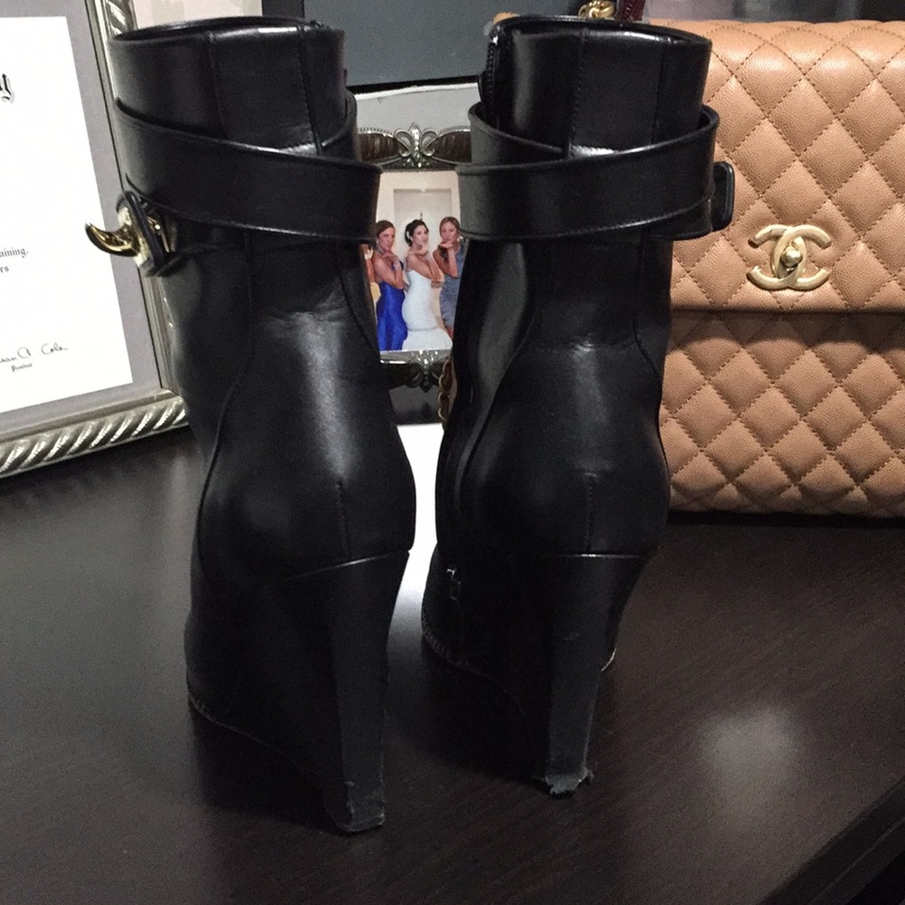 Givenchy Bootie - Picture 2 of 3