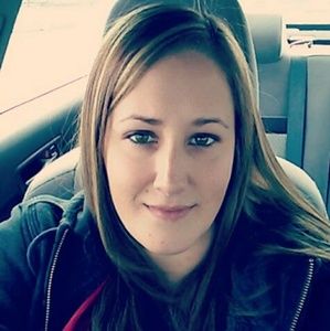 Meet your Posher, Carrie