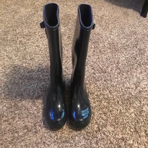 Navy Rainboots