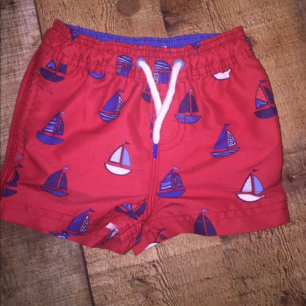Brand new with out tags | sail boat trunks
