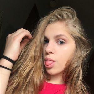 Meet your Posher, Hanna