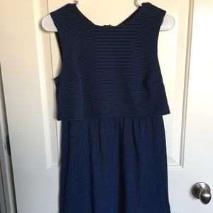 Sleeveless dress.