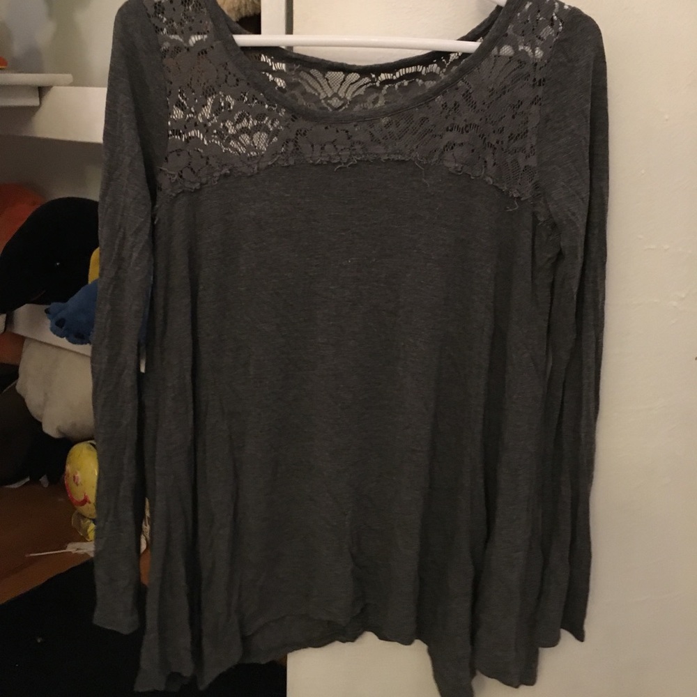 Lacy Hollister top