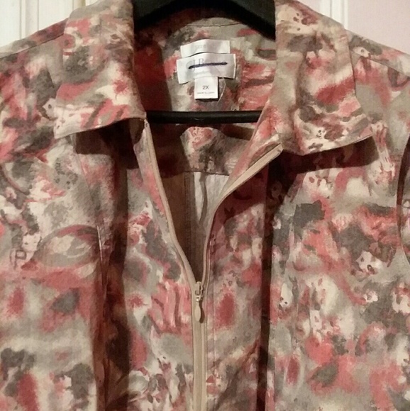 Preowned Floral Vest - Picture 2 of 4
