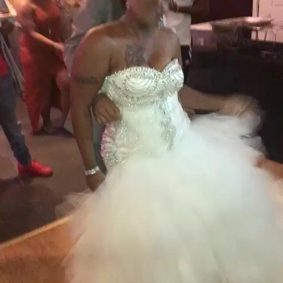 Meet your Posher, Danielle - Picture 1 of 1