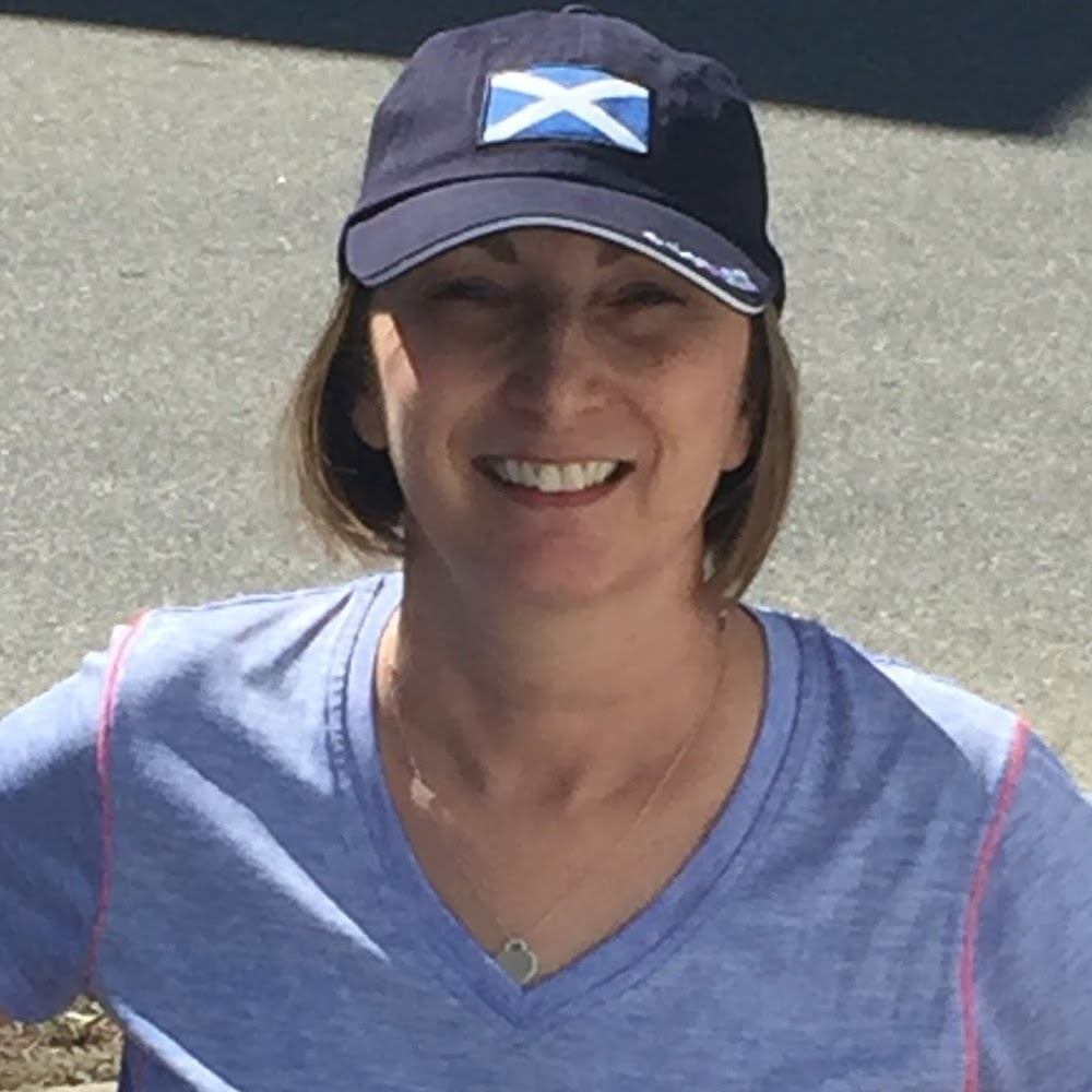 Meet your Posher, Maxine