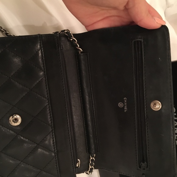 Chanel wallet with chain - Picture 5 of 5