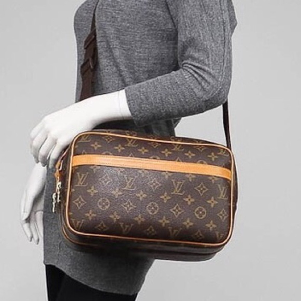 AUTH Louis Vuitton Reporter PM crossbody