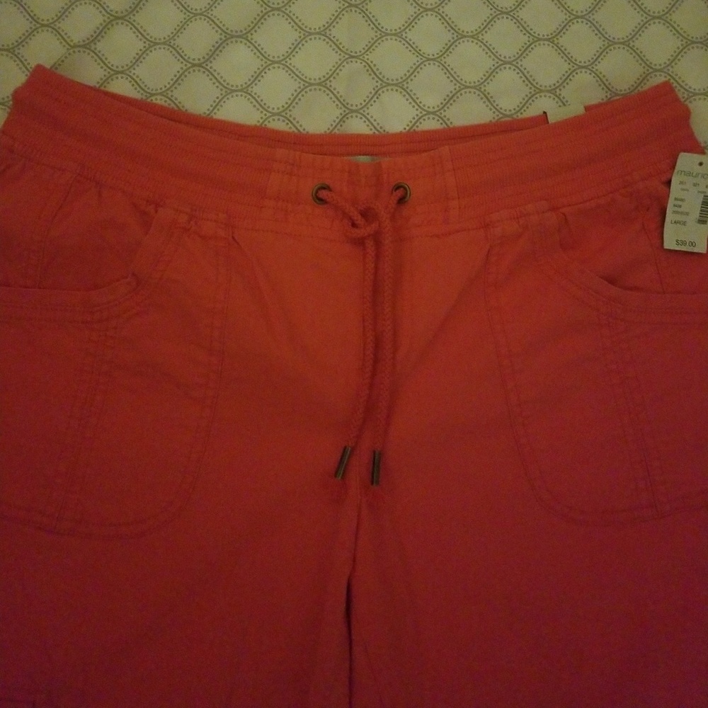 Maurices peach/orangish capris