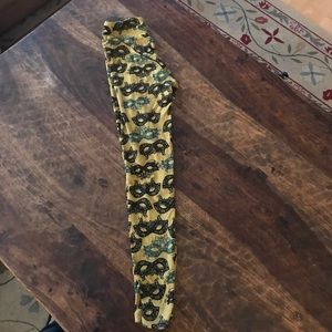 Lula Roe OS Mardi Gras mask leggings