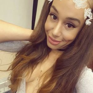 Meet your Posher, Vanecia