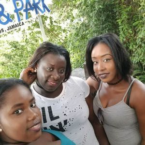 Meet your Posher, Sherine