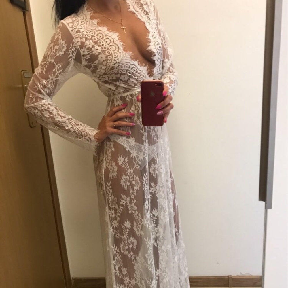 Lace see through dress - Picture 3 of 7