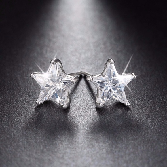 ❤️❤️Swarovski Elements Gem Star Stud Earrings❤️❤️ - Picture 5 of 7