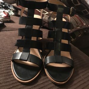 Heeled strap sandals size 9.5